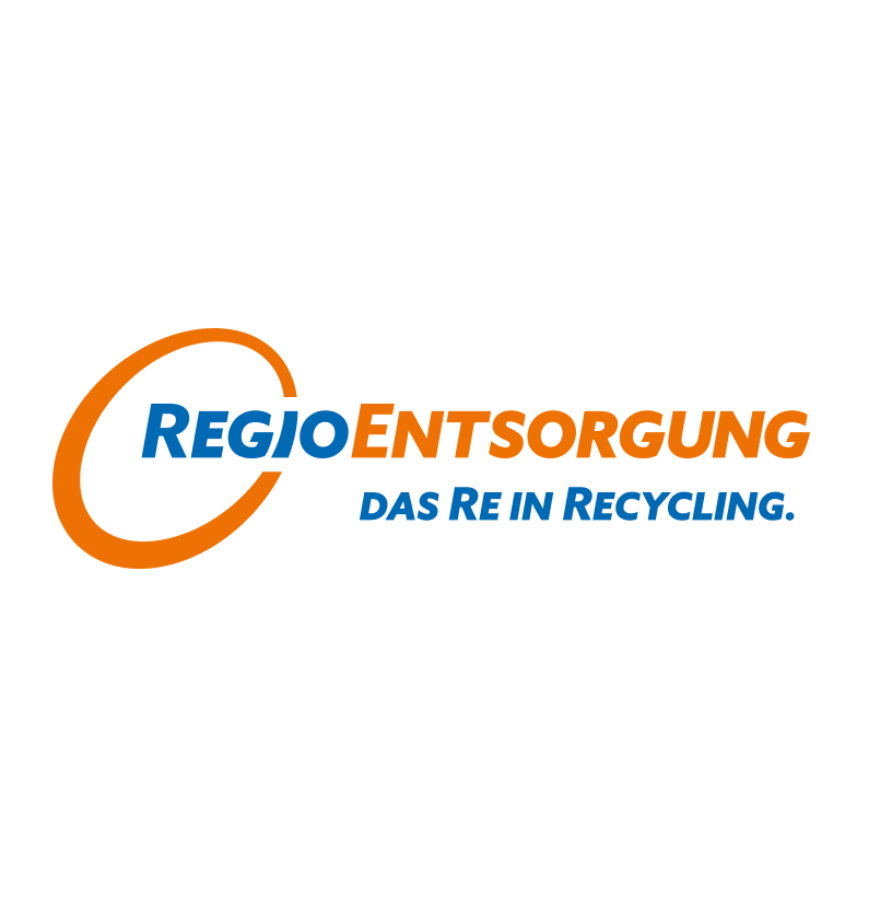 Logo der RegioEntsorgung mit dem Slogan Das Re in Recycling in blauer und oranger Schrift.